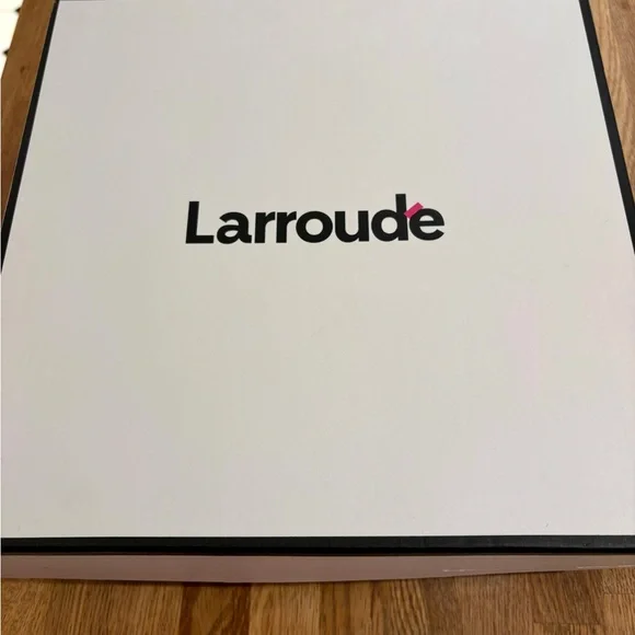 Super Cute Larroudé Black Platform Mary Jane Shoes size 7 - NEW - Picture 9 of 10